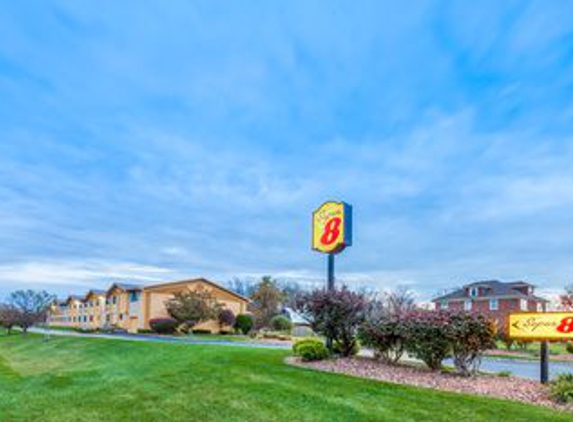 Super 8 by Wyndham Liverpool/Clay/Syracuse Area - Liverpool, NY