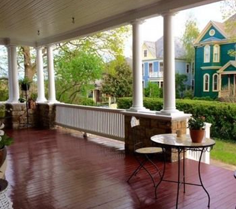 Berkeley House Bed & Breakfast - Staunton, VA