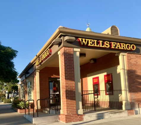 Wells Fargo Bank - San Diego, CA. Nov 14, 2021