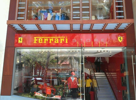 Ferrari Store - Honolulu, HI