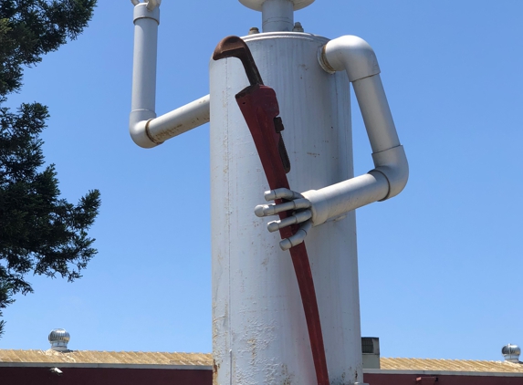 A L Lease Company - Watsonville, CA. Tin Man