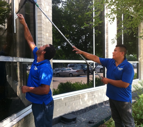 Pristine Window Cleaning Service - Dallas, TX