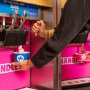 16 Handles - Ice Cream & Frozen Desserts