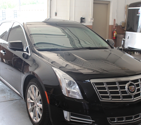 D & D Executive Transportation - Garden City, MI