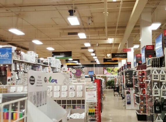 Michaels - The Arts & Crafts Store - Chicago, IL