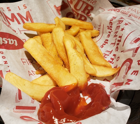 Red Robin Gourmet Burgers - Lakewood, CO