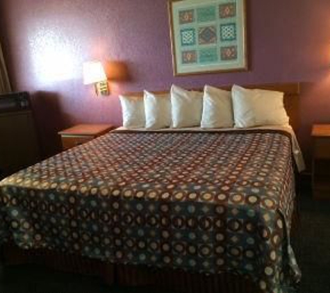 Travelodge - New Braunfels, TX