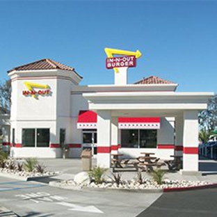 In-N-Out Burger - Corona, CA