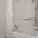 Holiday Inn Express & Suites Ashland by IHG - Hotels
