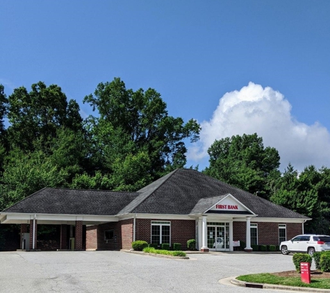 First Bank - Thomasville, NC - Thomasville, NC