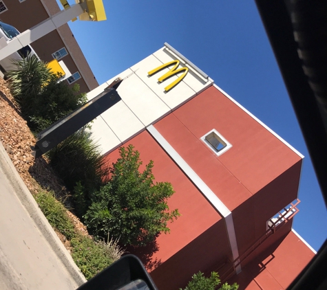 McDonald's - Lytle, TX