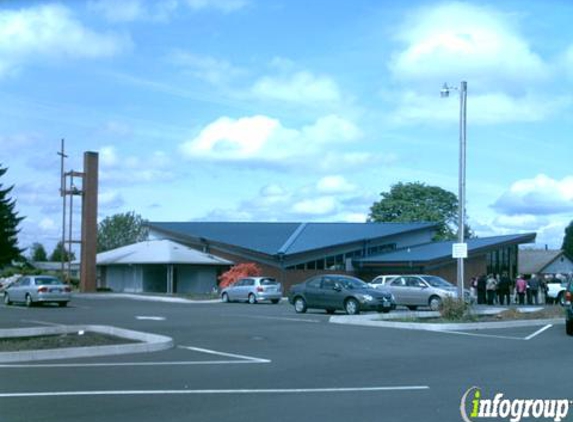 Saint James Catholic Church - Molalla, OR