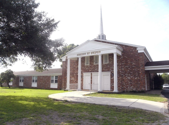 Walnut Street Church Of Christ - Seguin, TX