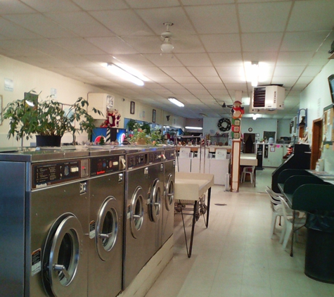 Pinconning Laundromat - Pinconning, MI