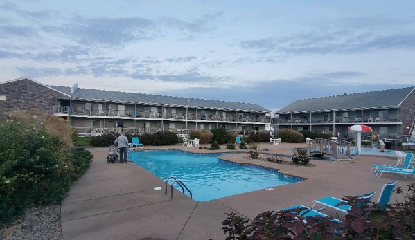 Riviera Beach Resort - South Yarmouth, MA