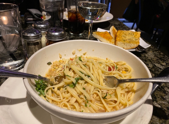 Pesto's Pizza Pasta & Calzone - Chandler, AZ