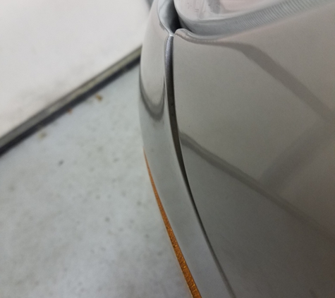 Les Stanford Auto Body Shop - Dearborn, MI. LH fender and facia body line