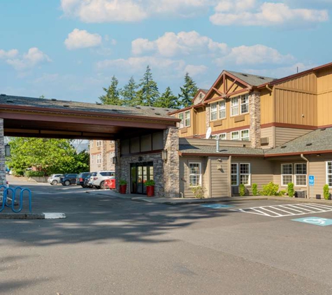 Best Western Plus Columbia River Inn - Cascade Locks, OR