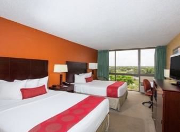 Ramada West Palm Beach Airport - West Palm Beach, FL