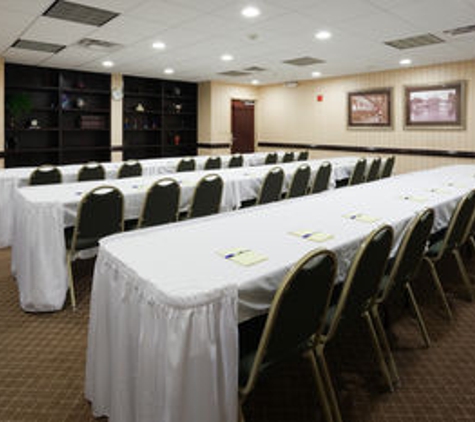 Holiday Inn Express - Gadsden, AL