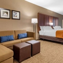 Comfort Suites - Motels