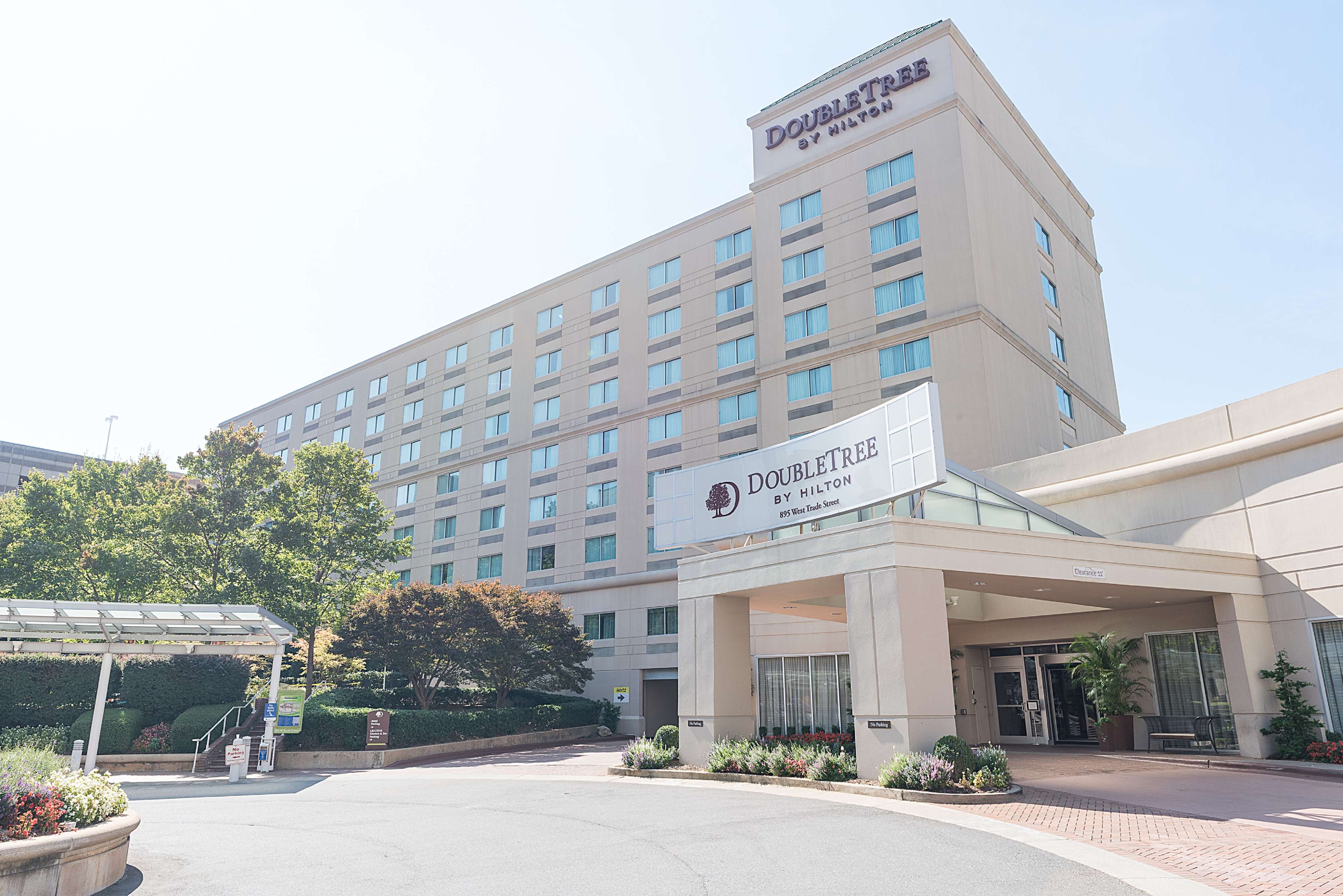 DoubleTree By Hilton Hotel Charlotte 895 W Trade St Charlotte NC   Ef82f91d48662277806691d3b33a81a9bd92d267