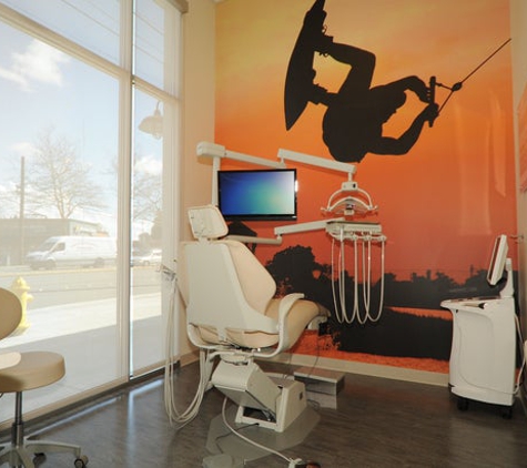 Lynnwood Crossroads Modern Dentistry - Lynnwood, WA