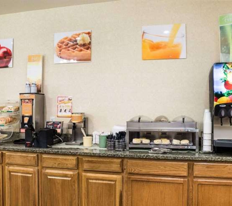 Quality Inn - Oacoma, SD