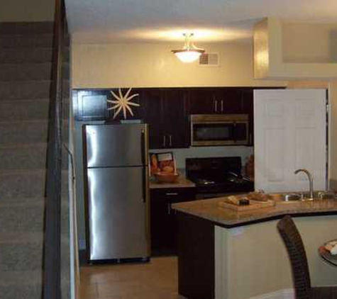 Waterford Park Apartment Homes - Lauderhill, FL