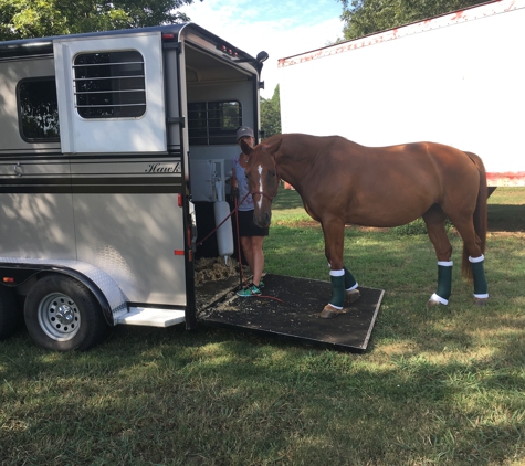 Hidden Creek Horse Farm, LLC - Fountain Inn, SC