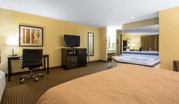 Quality Inn & Suites Sun Prairie Madison East - Sun Prairie, WI