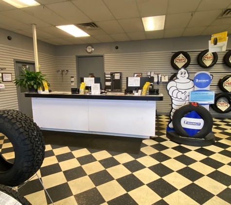 Square Tire - Sioux City, IA