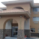 Comfort Inn & Suites near Kino Sports Complex - Motels