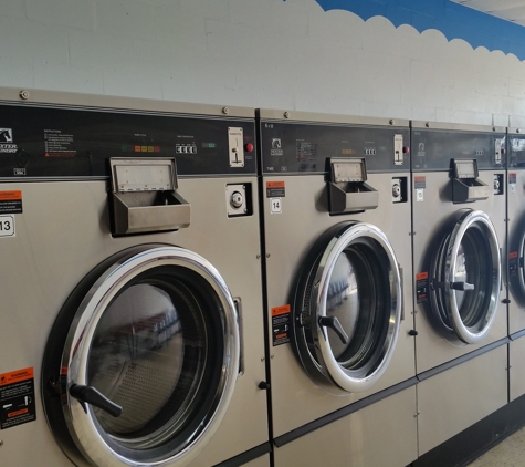 A Laundromat of Daytona Beach (24 HOURS) - Daytona Beach, FL