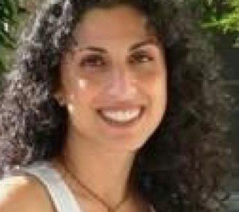 Laleh Gharahbaghian, MD - Palo Alto, CA