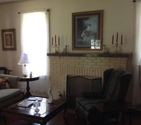 Rose Cottage - Baxter Springs, KS