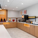 Hampton Inn & Suites Cadillac - Hotels