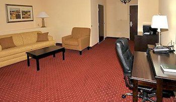 Comfort Suites - West Memphis, AR