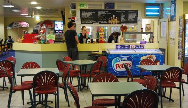 Super Bowl Warwick - Warwick, WA. Modern Café