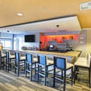 Embassy Suites by Hilton Valencia - Hotels