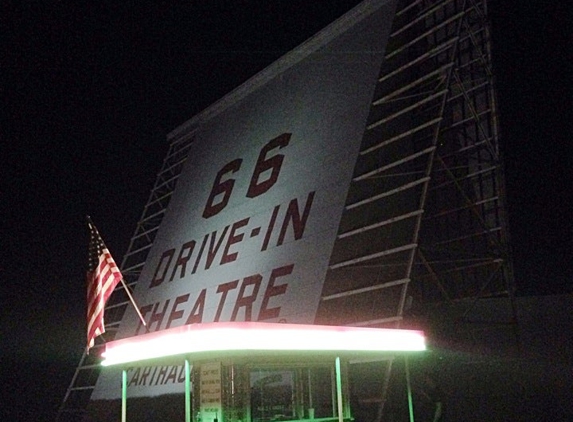 66 Drive-In Theatre - Carthage, MO