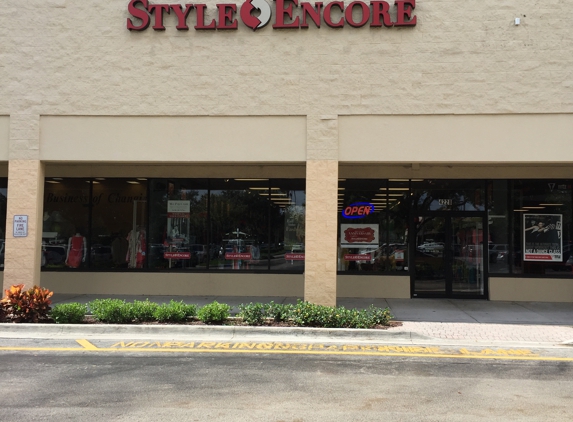 Style Encore Palm Beach Gardens - Palm Beach Gardens, FL