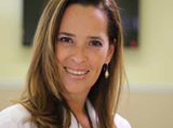 Daniela Modesto, DDS - Miami, FL