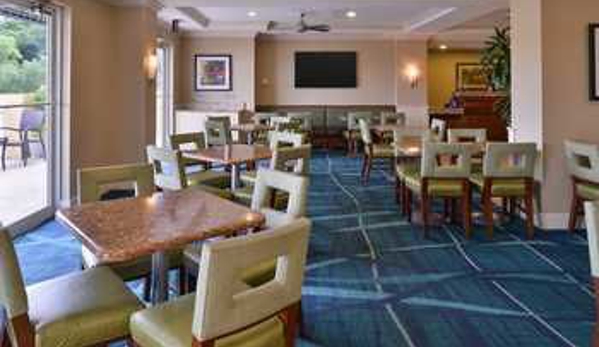 Marriott Springhill Suites Hotel Charleston Reverview- - Charleston, SC