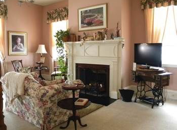 Bed & Breakfast at Oliver Phelps - Canandaigua, NY