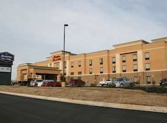 Hampton Inn by Hilton - Radcliff, KY