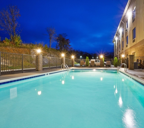 Holiday Inn Express Troutville - Roanoke North - Troutville, VA