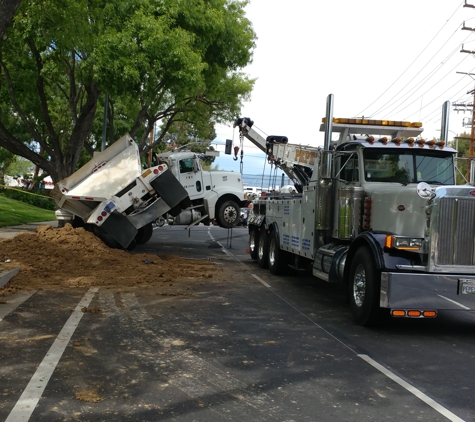 Pepe's Towing Service - Los Angeles, CA