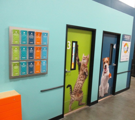 Banfield Pet Hospital - Trinity, FL