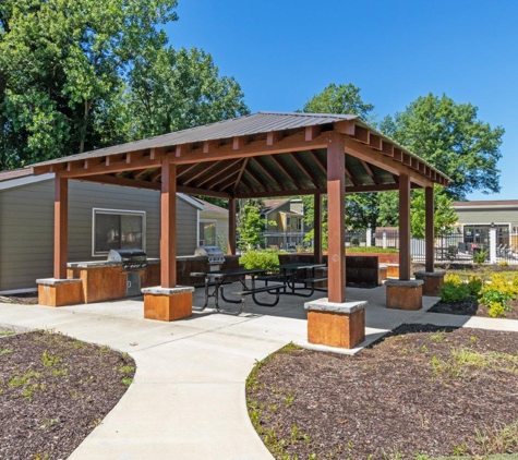 Parkside at Castleton Square Apartments and Townhomes - Indianapolis, IN